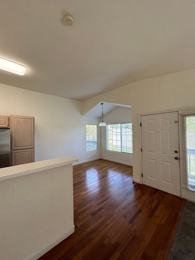 Photo - 1176 Opal St