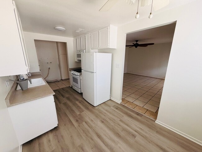 Photo - 3432 Hollencrest Rd