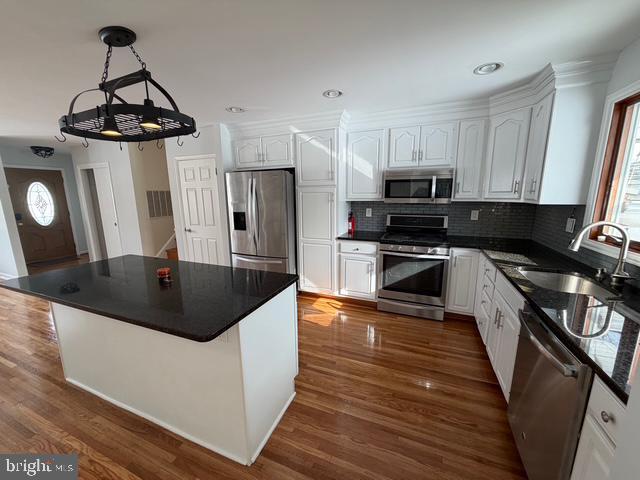 Photo - 211 Rhode Island Ave