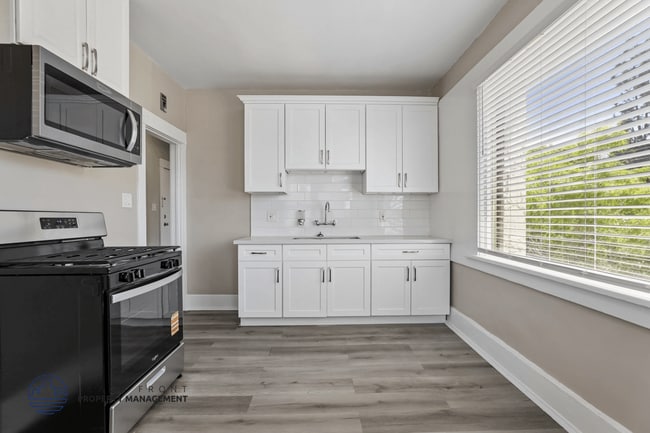 Photo - 1141 Pine Ave