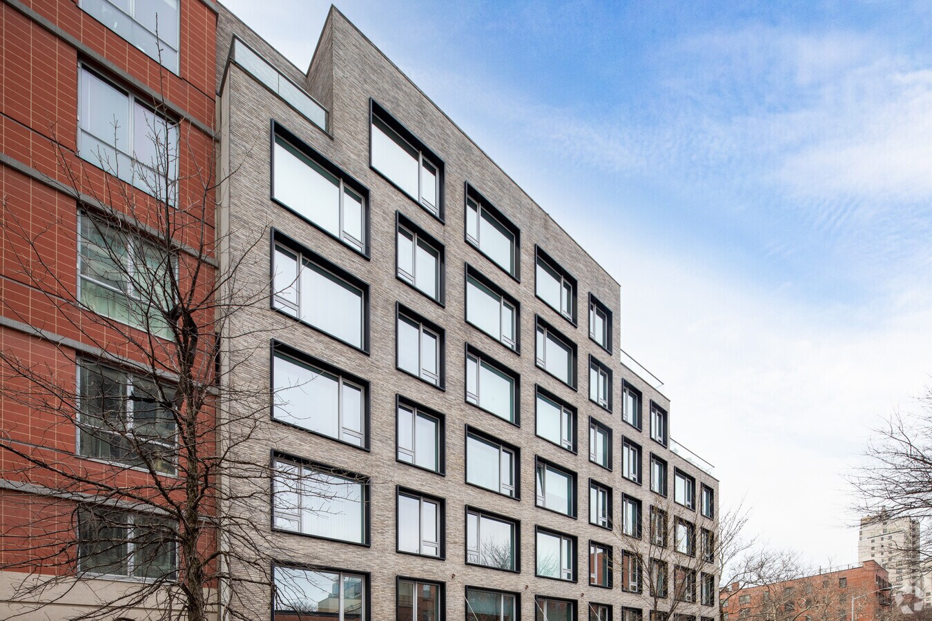 Photo - Six Ten Warren