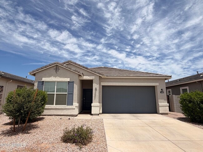 Building Photo - 15628 W Smoketree Dr