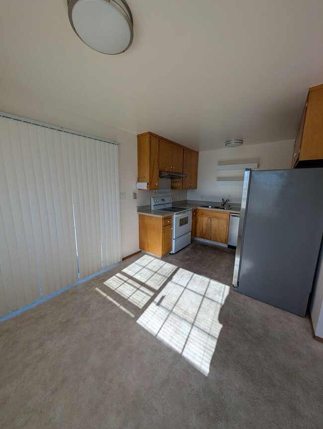 Photo - M608 Unit #3