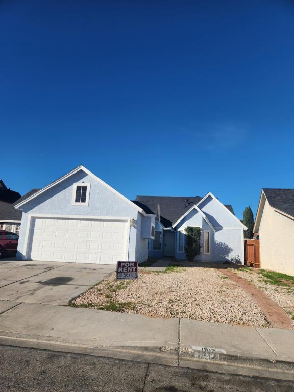 Photo - 1912 Joliet Cir