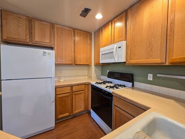 Photo - Indian Peaks Rowhouse w/attached garage