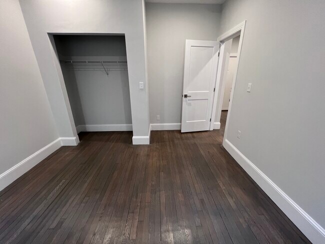 Photo - 132 Jersey St Unit 8