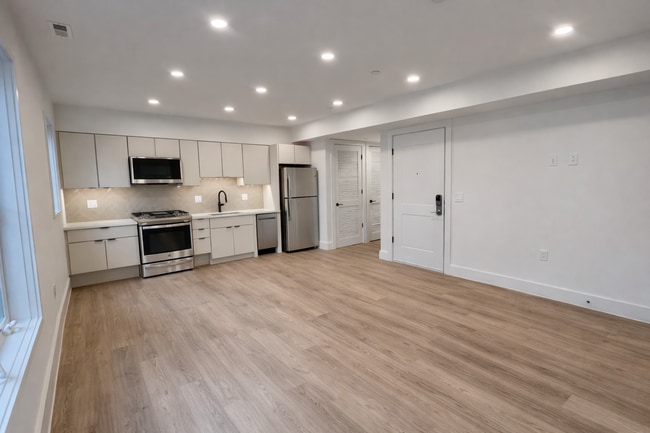 Photo - 716 L St SE Unit 101