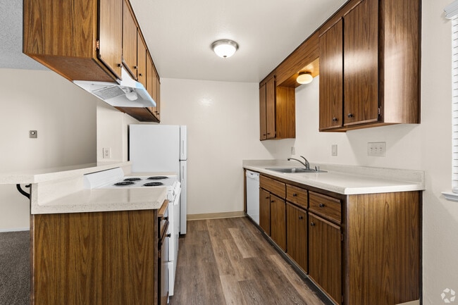 Kitchen - Pruneyard Apartments