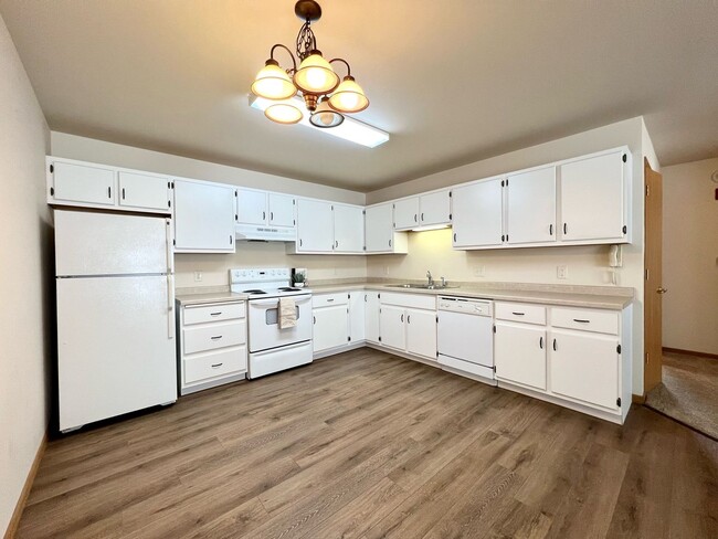 Photo - River View Apartment Community