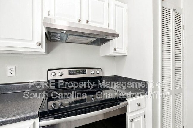 Photo - 75 Society St Unit 5