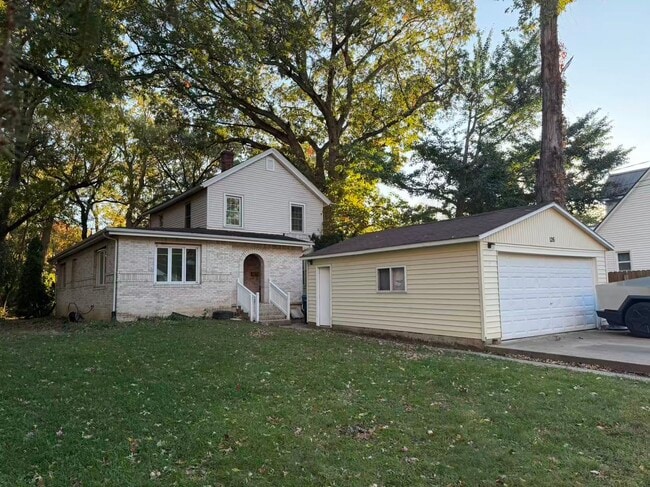 Photo - 126 Gunn Ave