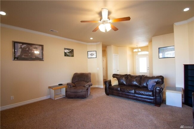 Photo - 523 N Paxson Dr