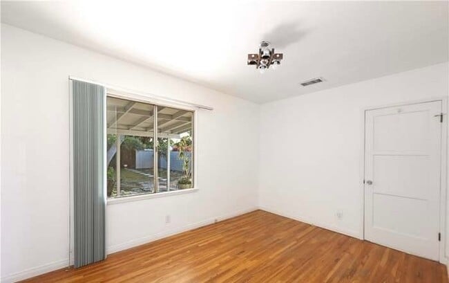 Photo - 12619 Eastbrook Ave