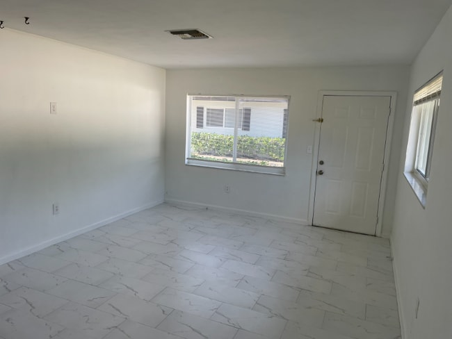 Photo - 627 92nd Ave N