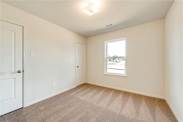 Building Photo - 1810 Clegg St