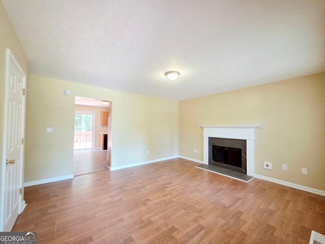 Photo - 186 S Red Oak Way