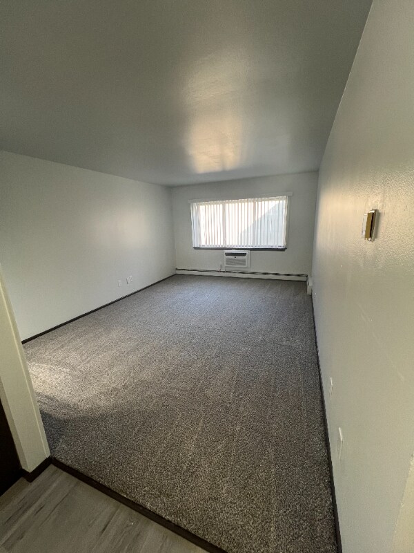 Photo - 2605 N Frederick Ave Unidad 306