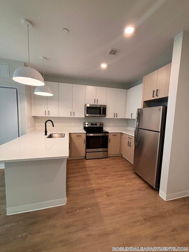 289 Walk Hill St Unit 207