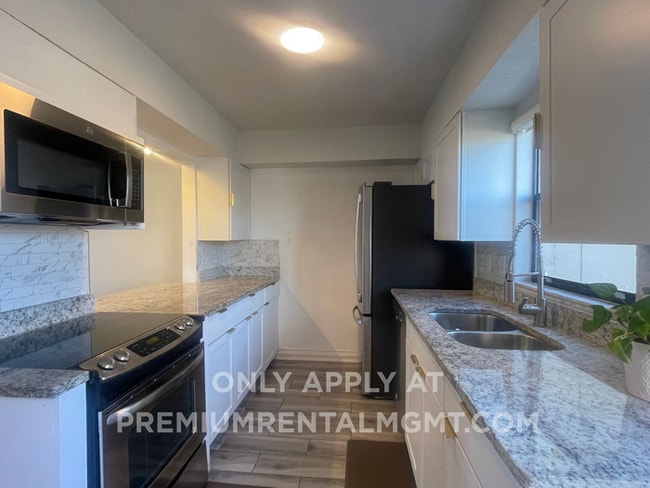 Photo - 1718 Silver Creek Ct