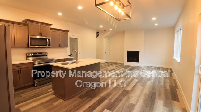 Photo - 61379 Brosterhous Road Unit 1