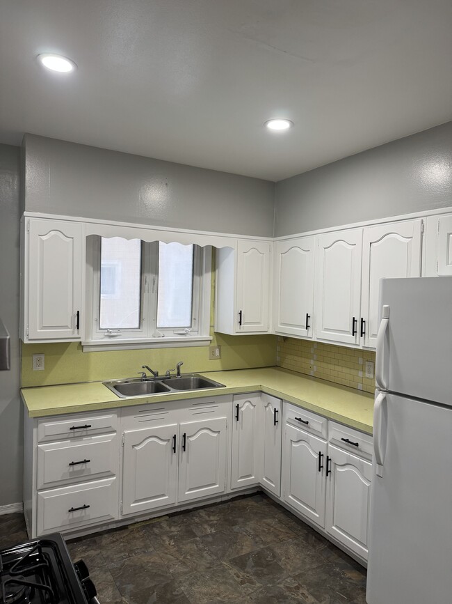 Photo - 92 Lockhart St