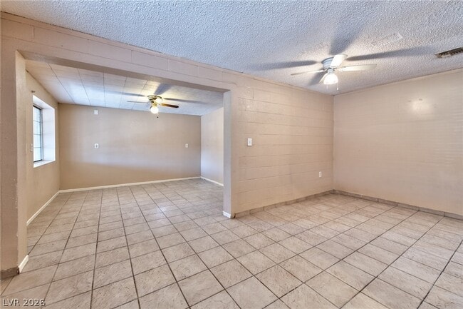 1816 Merze Ave