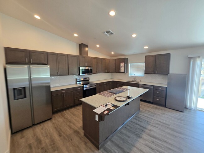 Photo - 7650 Rockaway Ave