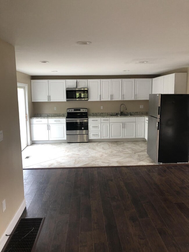 Photo - Nice, quiet 3/2 in North Huntingdon