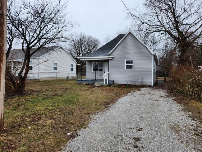 Photo - Spacious 3-Bedroom, 1-Bathroom Home AVAILABLE NOW!!