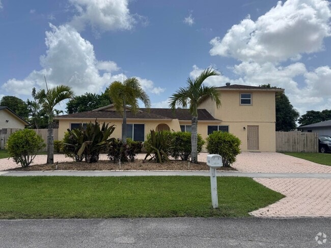 Building Photo - 881 Camellia Dr Rental