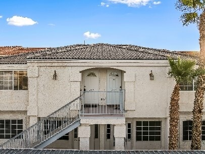 Building Photo - 3423 McCormick Blvd Unit 204