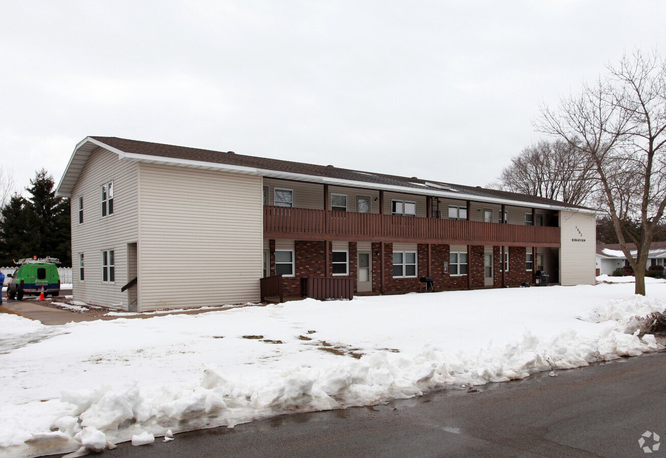 Ridgeview Apartments - Ridgeview Apartments