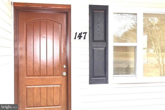 Photo - 147 Deacon Rd