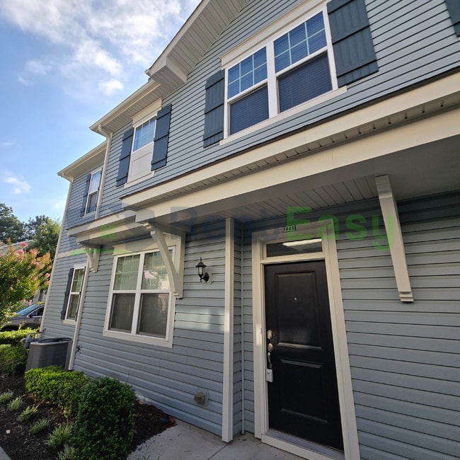 Photo - 1449 Rollesby Way House