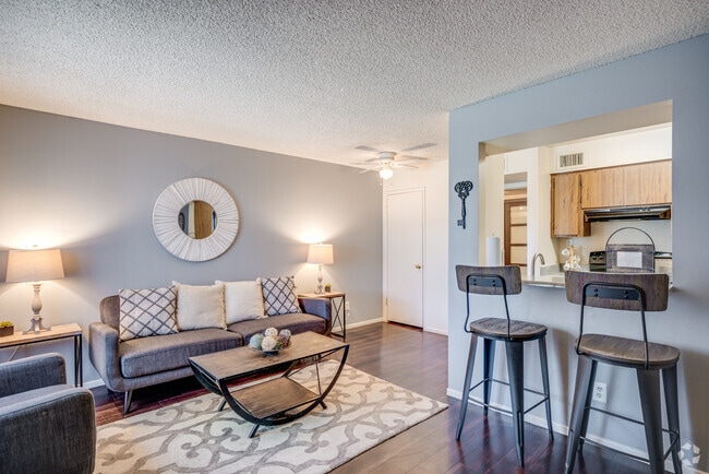 1 BR, 1 BA - 600 SF Dining Room