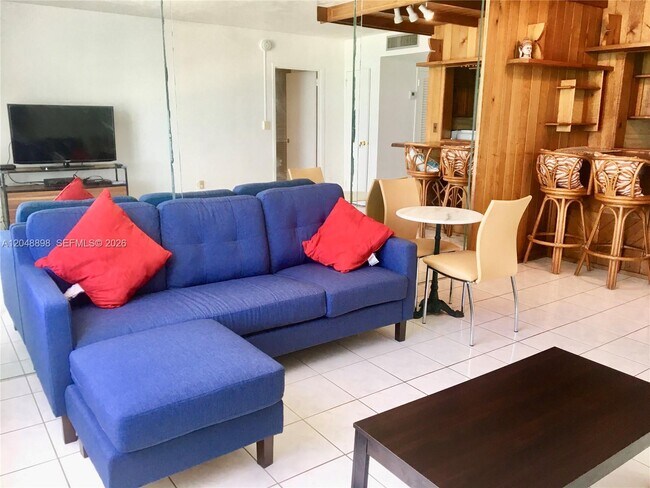 Photo - 2899 Collins Ave Unit 1143