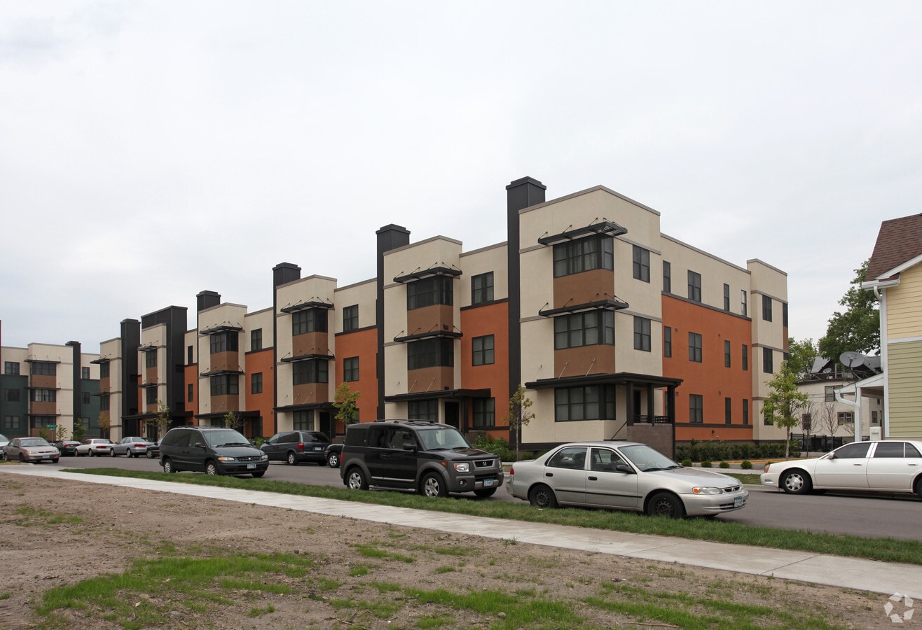 Photo - Charlotte Commons Apartments
