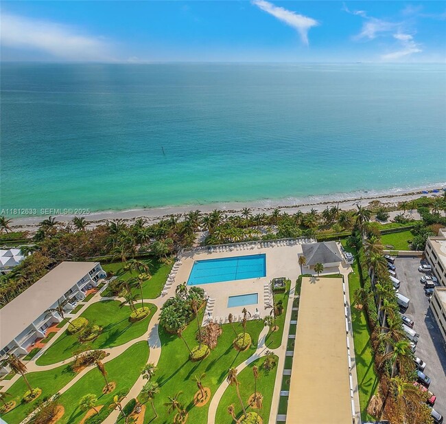 Building Photo - 881 Ocean Dr Unit 22A