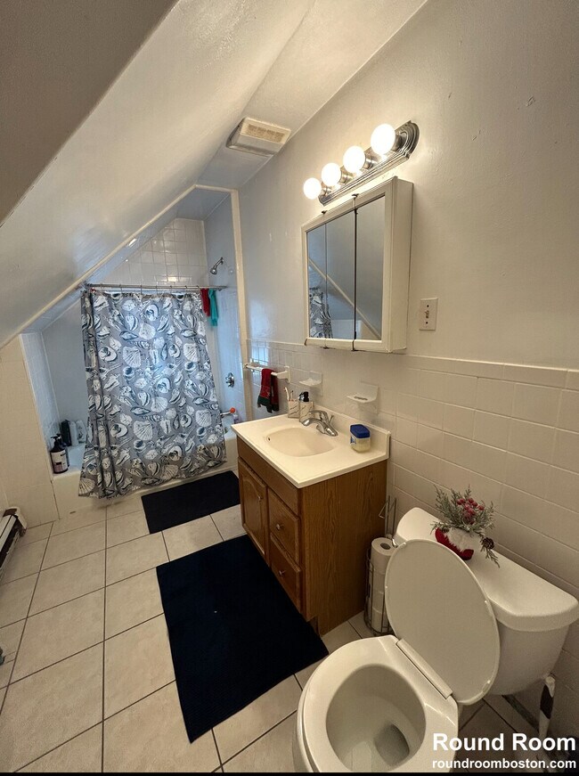 9 Greylock Rd