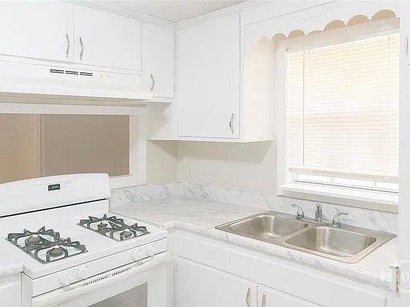 Photo - 614 2nd St