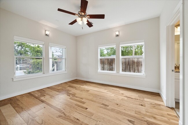 Photo - 4209 Billingsley St