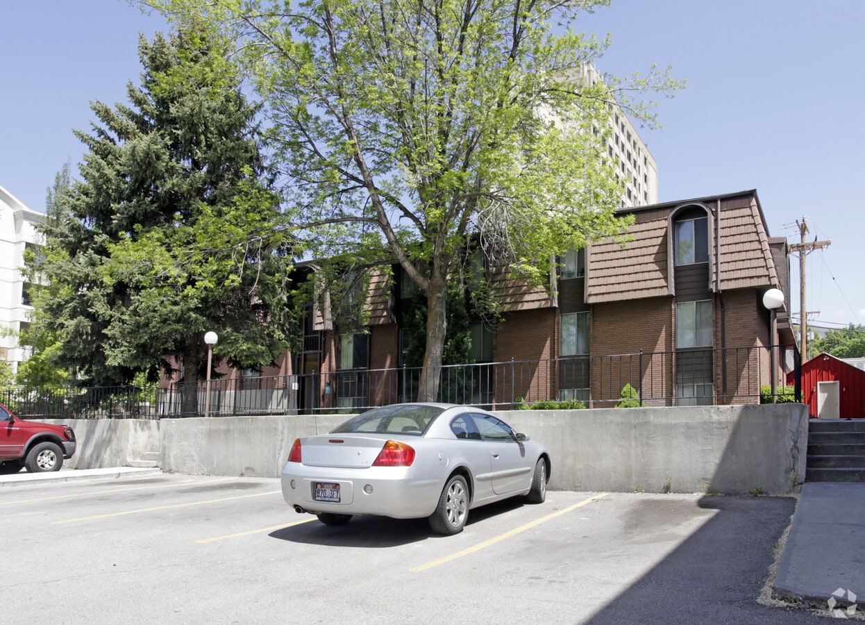 El Caliente Apartments - El Caliente Apartments