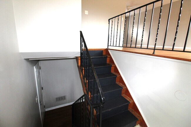 Photo - 2928 Landon Dr