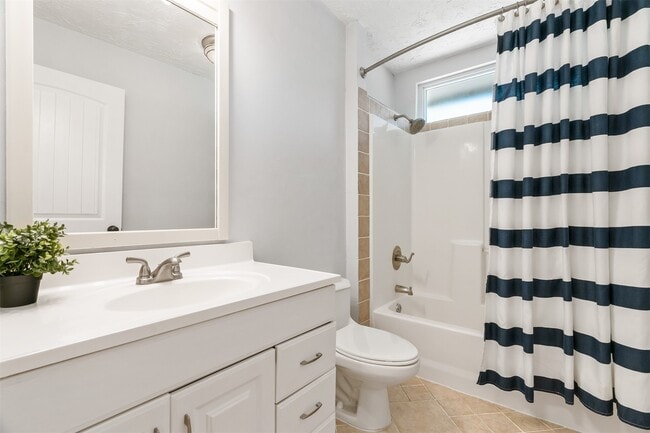 Photo - 3219 Chippers Crossing