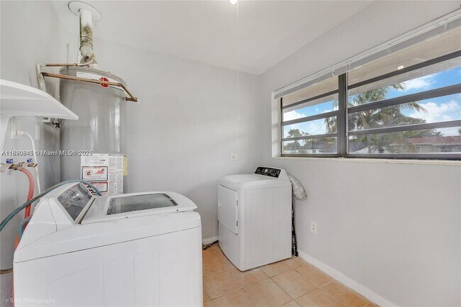 Photo - 19225 NW 23rd Ave
