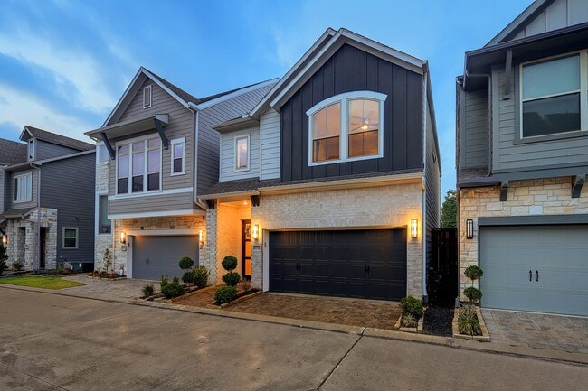 Photo - 10934 Brambling Wood Dr