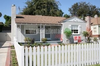 Charming 2 Bed 1 Bath Valley Village - 5243 Wilkinson Ave