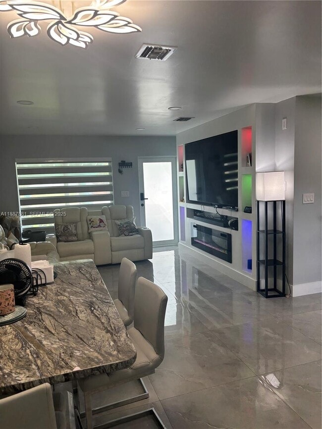 Photo - 14500 SW 289th St