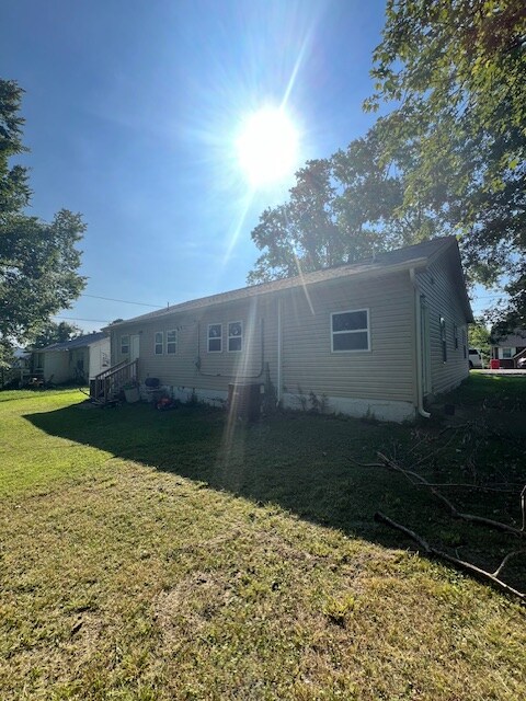 Photo - 209 Hillcrest Dr