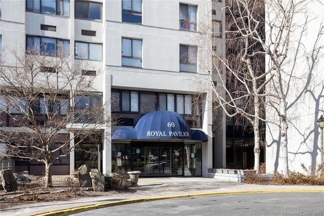 Building Photo - 60 Strawberry Hill Ave Unit 1218